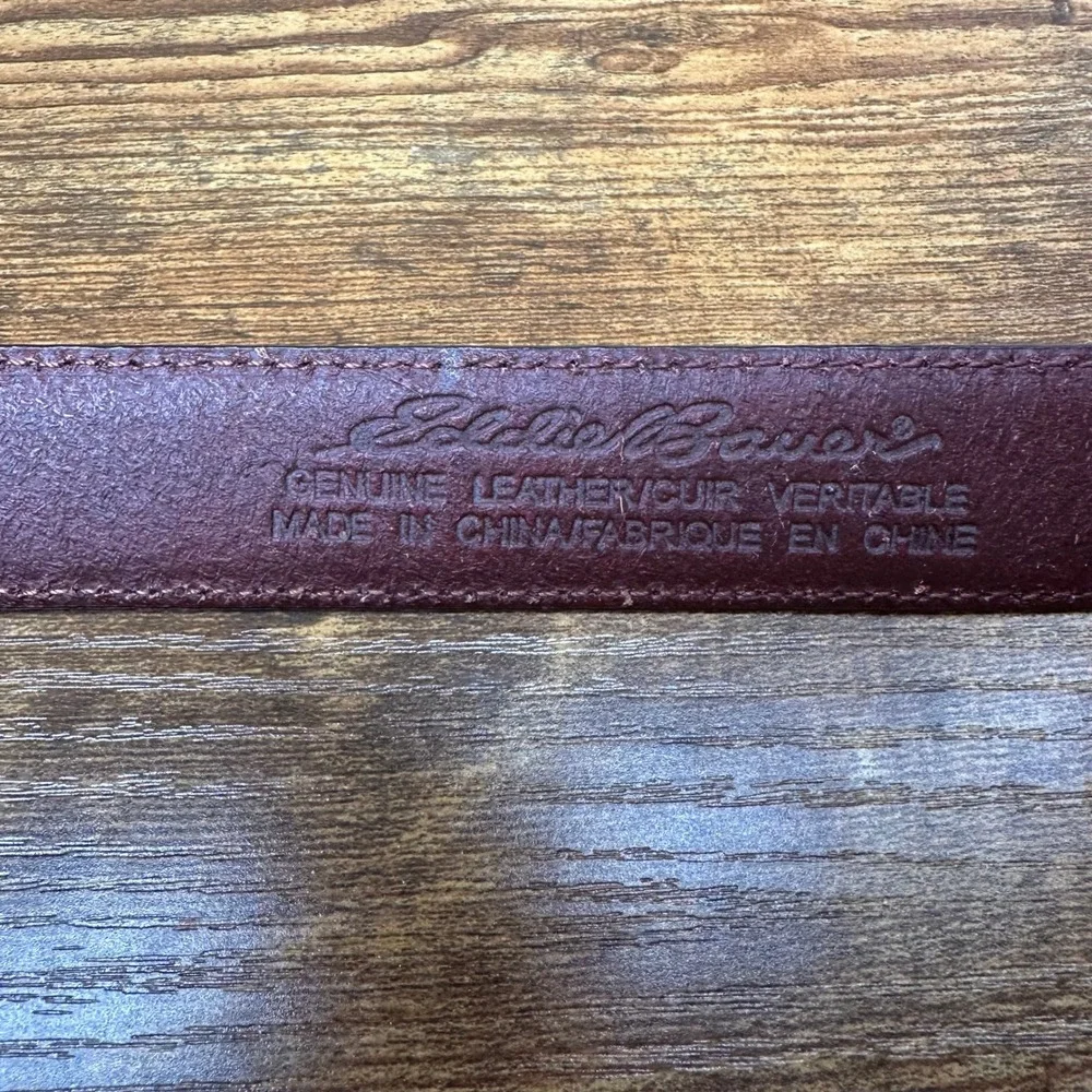 Eddie Bauer Mens Cognac Brown Leather Belt Size 46 Contrast Stitch 014-3517